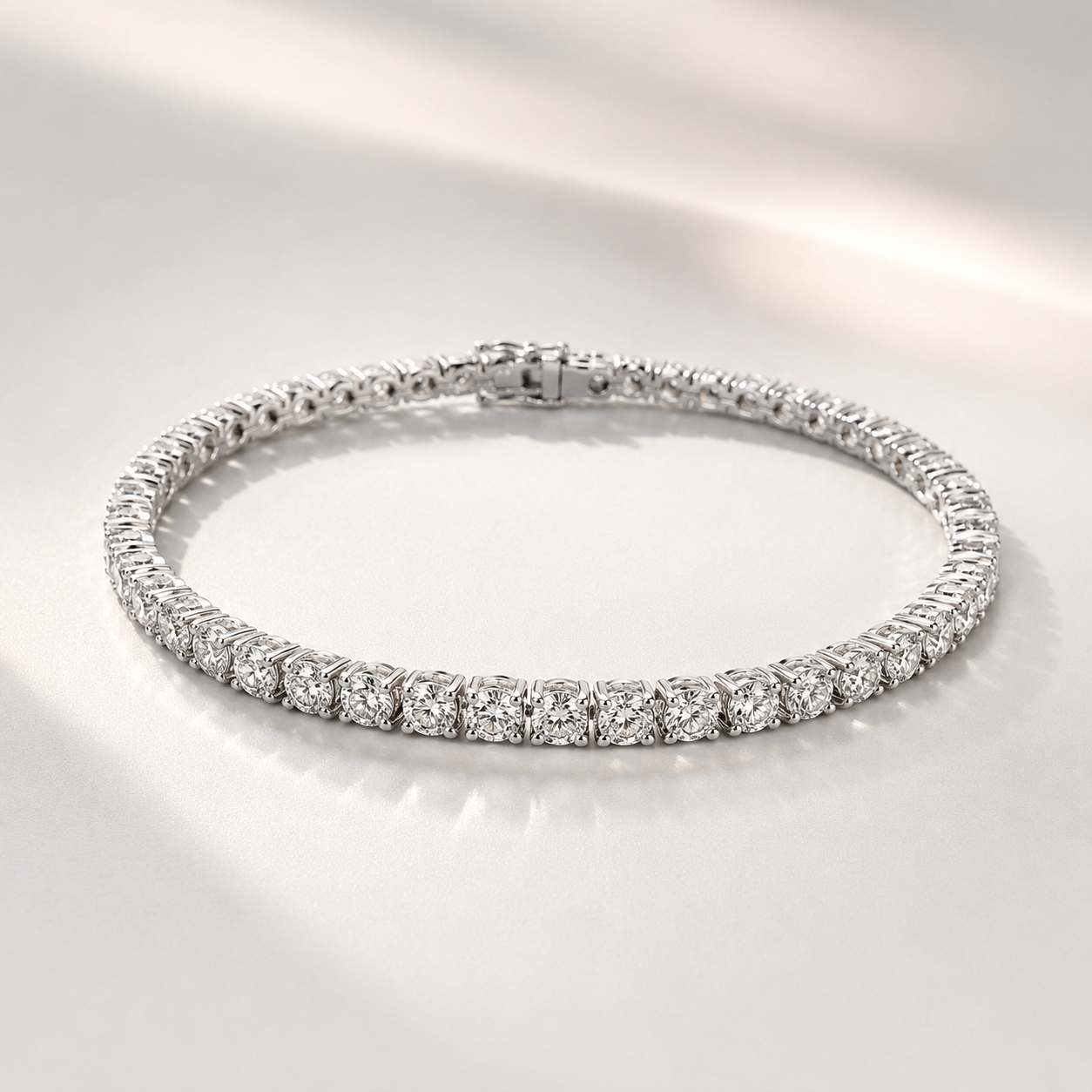 18kt White Gold Diamond Tennis Bracelet