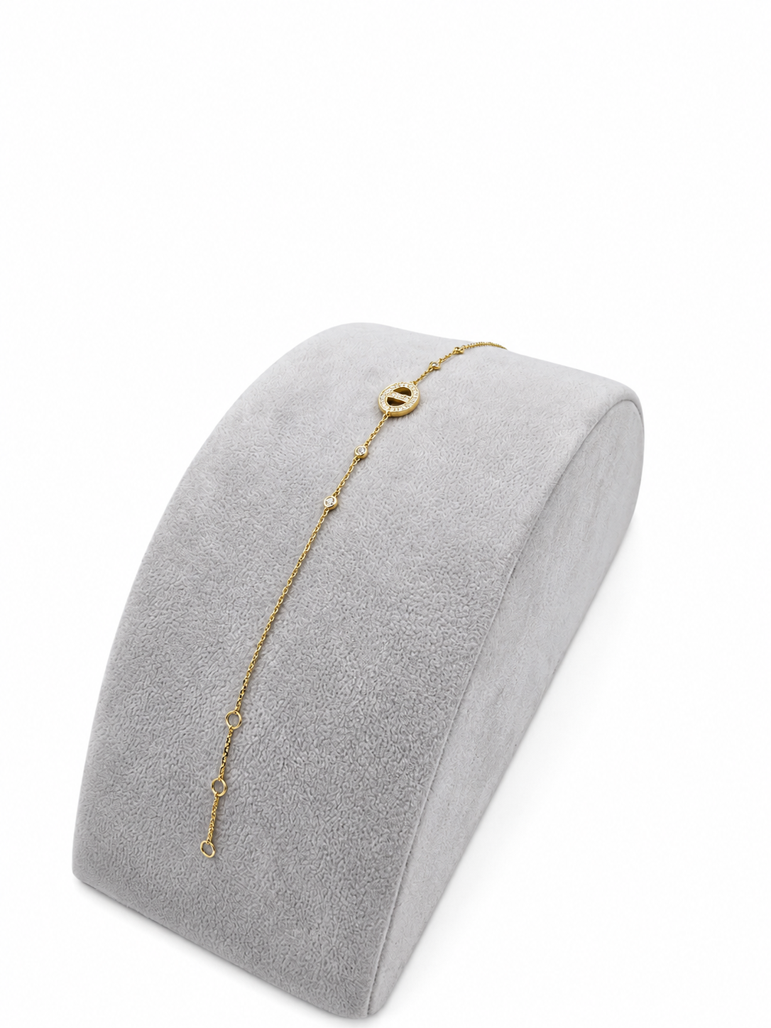 9kt Yellow Gold 0.16ct 26-Diamond Bracelet