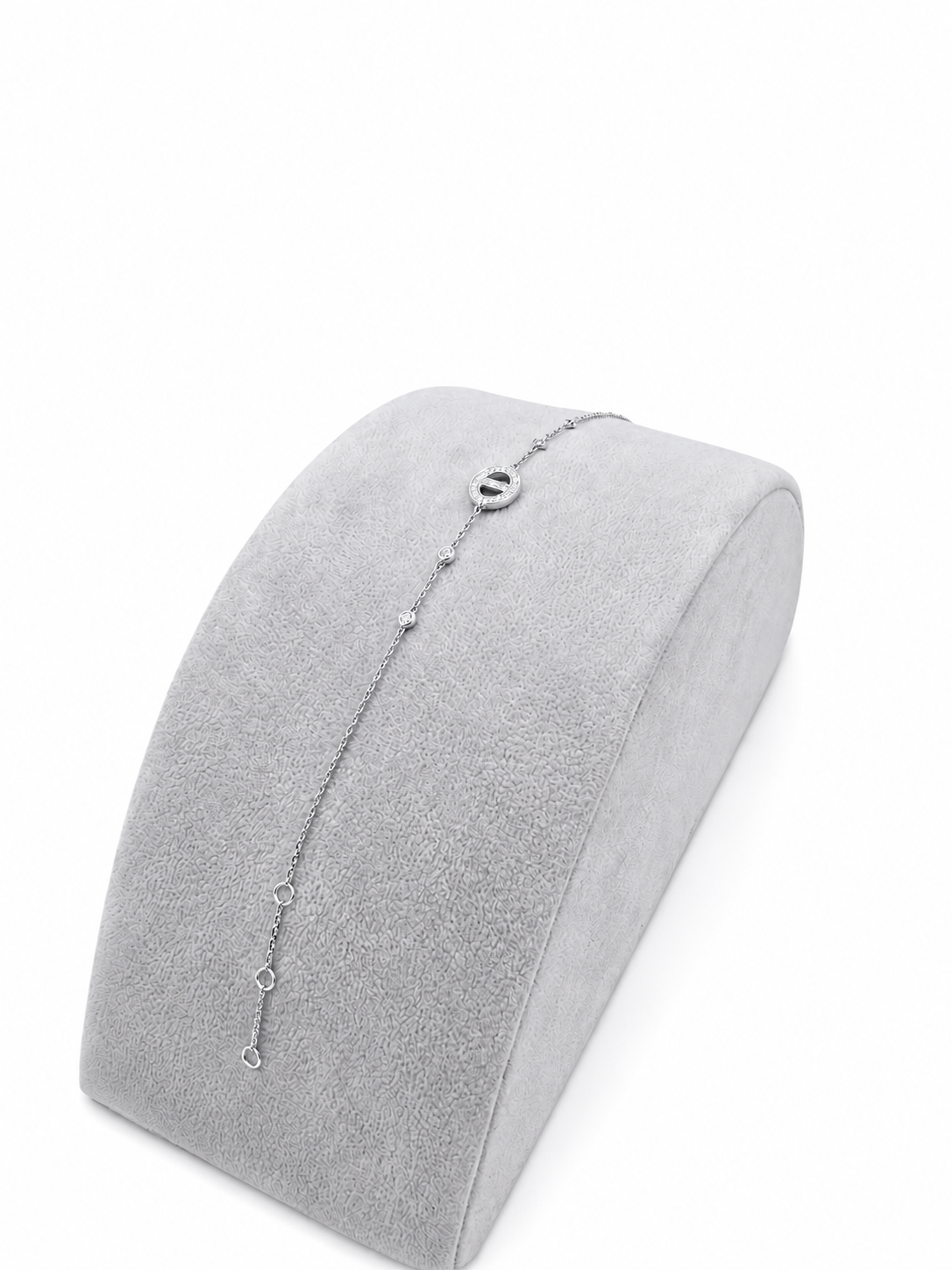 9kt White Gold 0.16ct 26-Diamond Bracelet