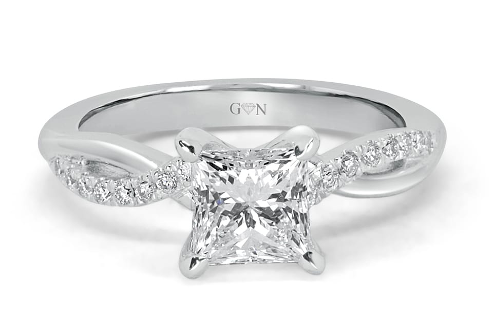 Diamond Solitaire Engagement Ring