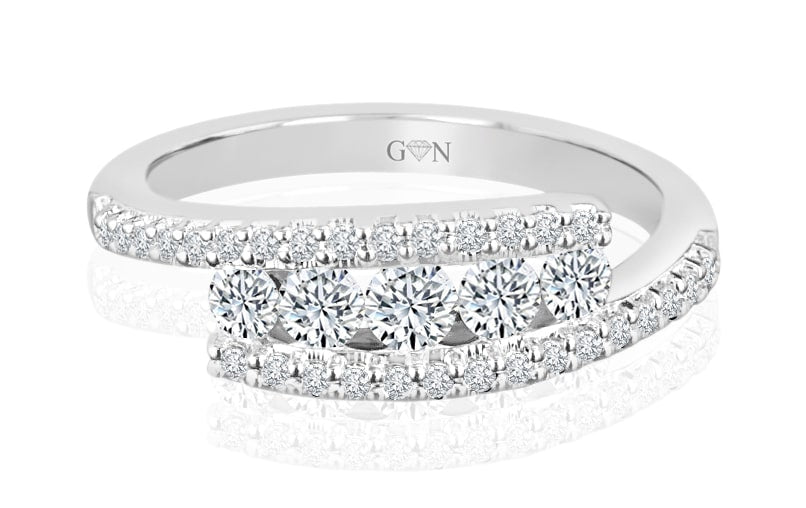 Round Brilliant Cut Diamond Ring