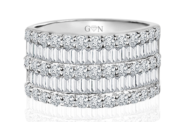 Baguette & Round Brilliant Cut Diamond Ring
