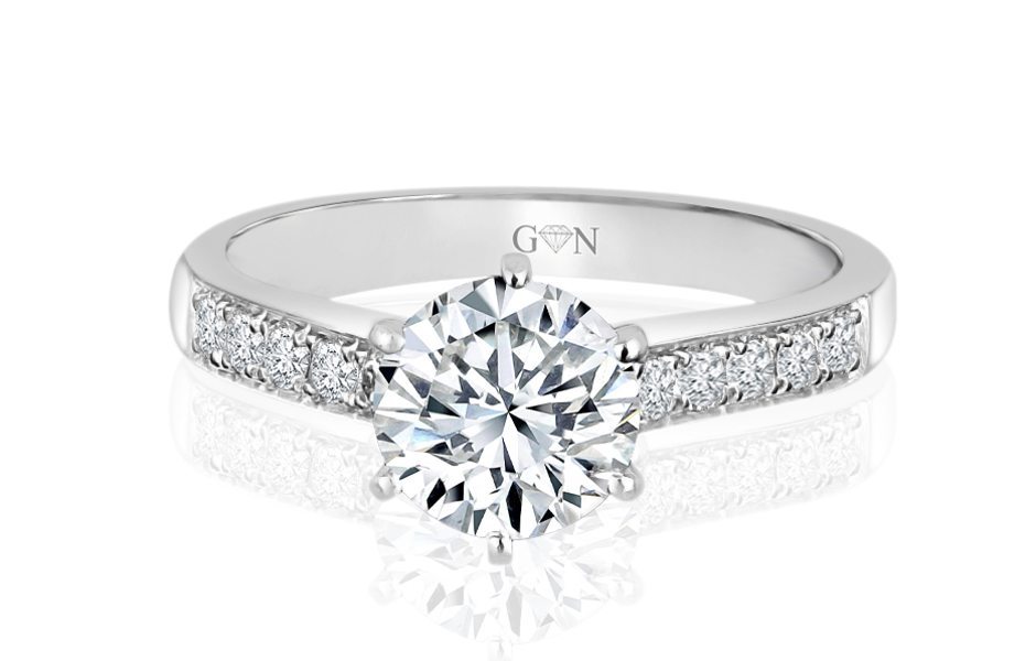 Round Brilliant Cut Diamond Engagement Ring