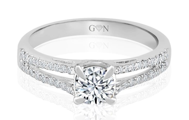 Round Brilliant Cut Diamond Engagement Ring