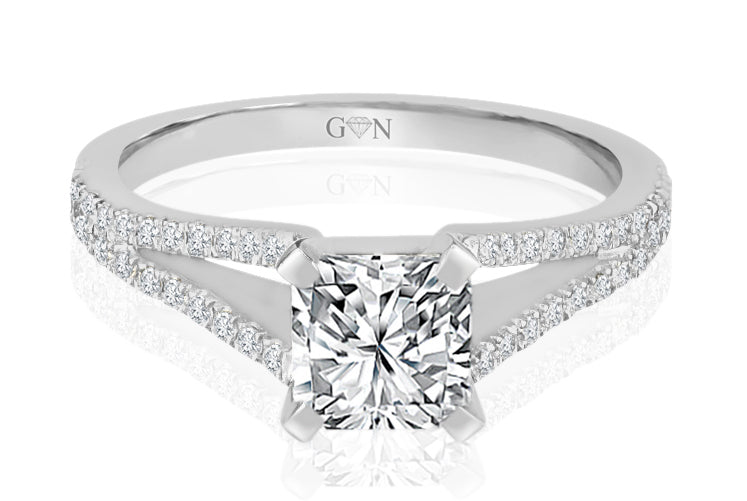 Princess Cut Diamond Engagement Ring